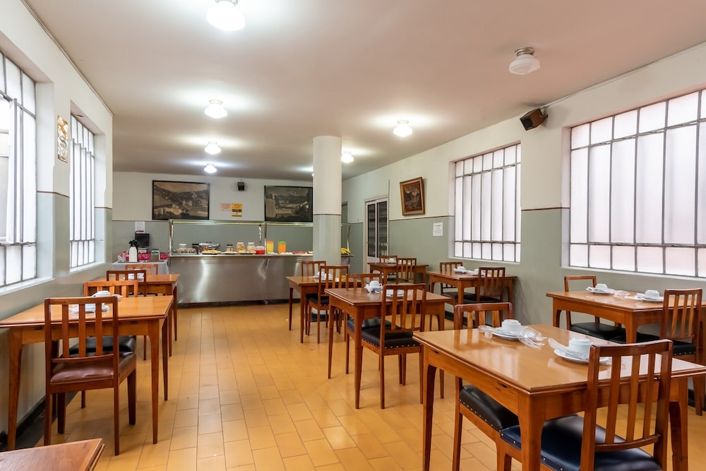 Hotel Esplanada Belo Horizonte 36/50