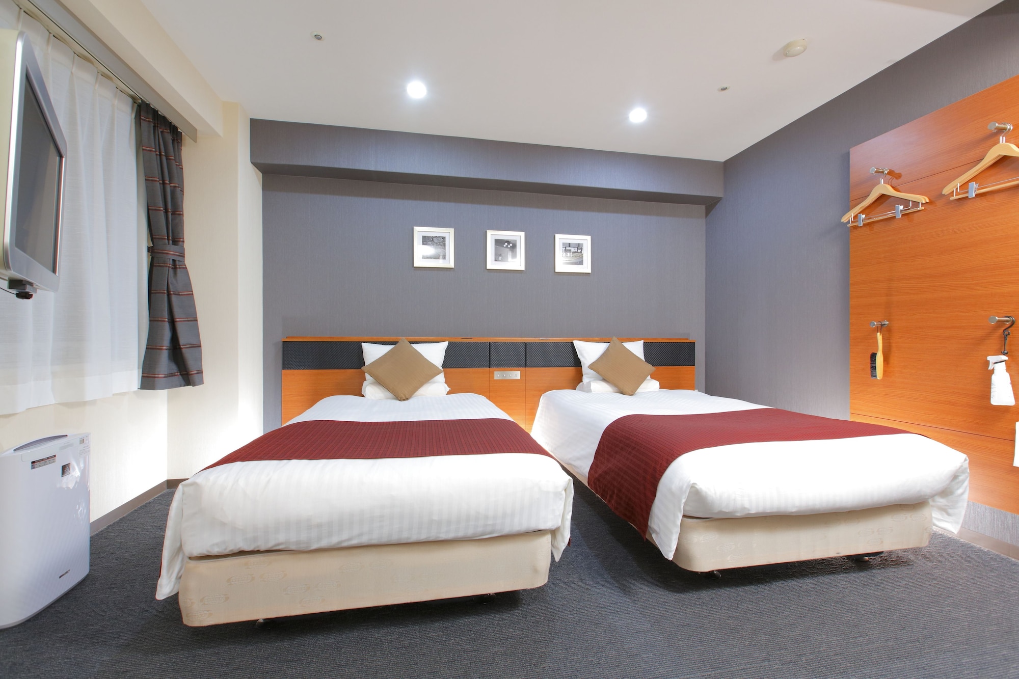 STANDARD, TWIN BEDS