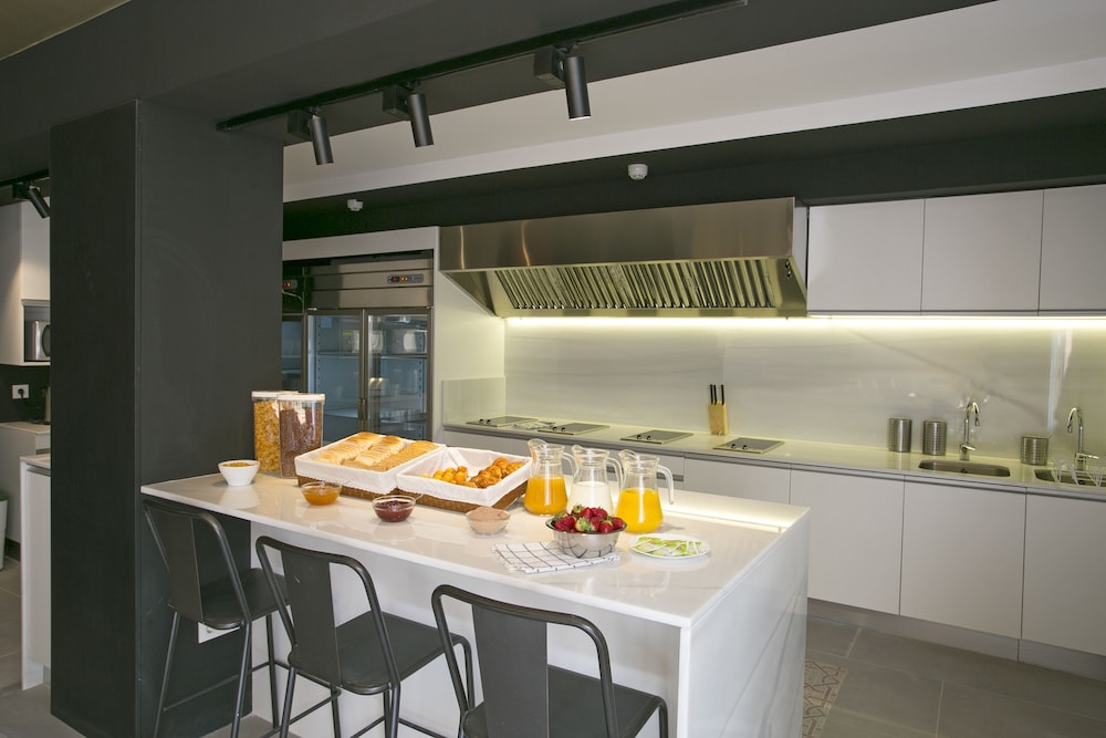Sant Jordi Hostels Rock Palace 30/42