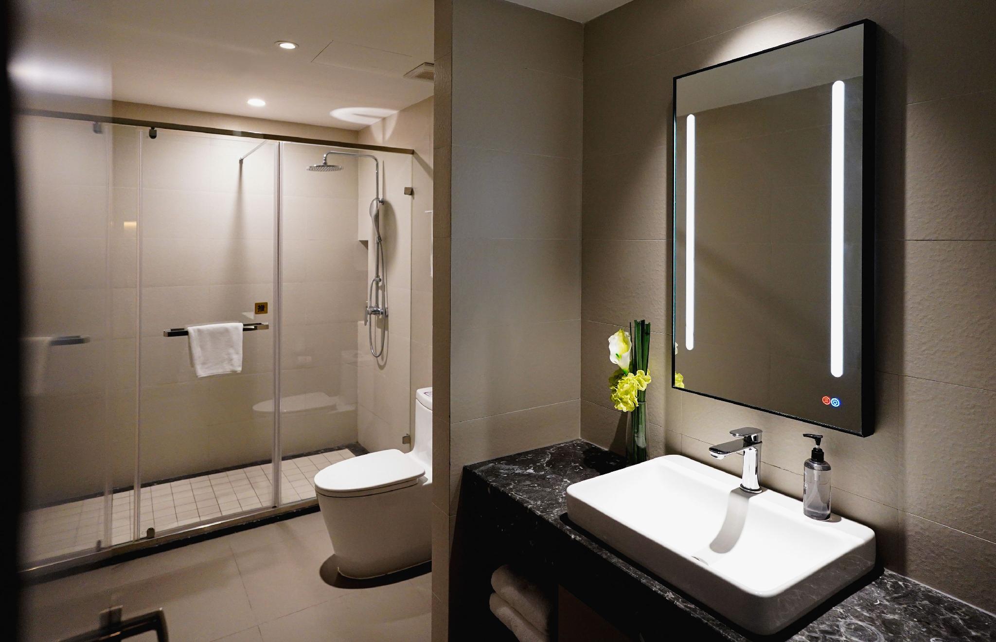 Home Inn Selected (Jinzhou Medical University Affiliated Hospital) 48/48