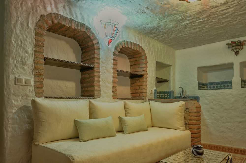 Riad Gharnata 57/82