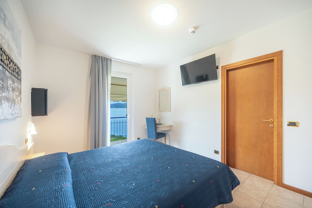 Hotel Laguna San Zeno 12/50