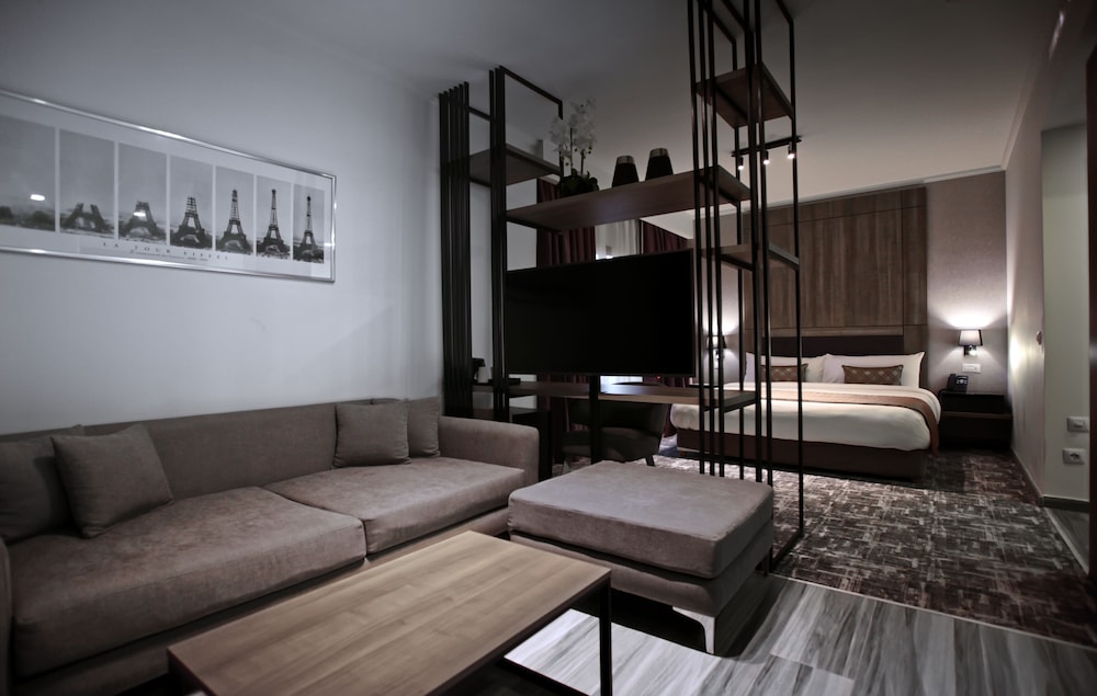 Oaks Beirut 17/33