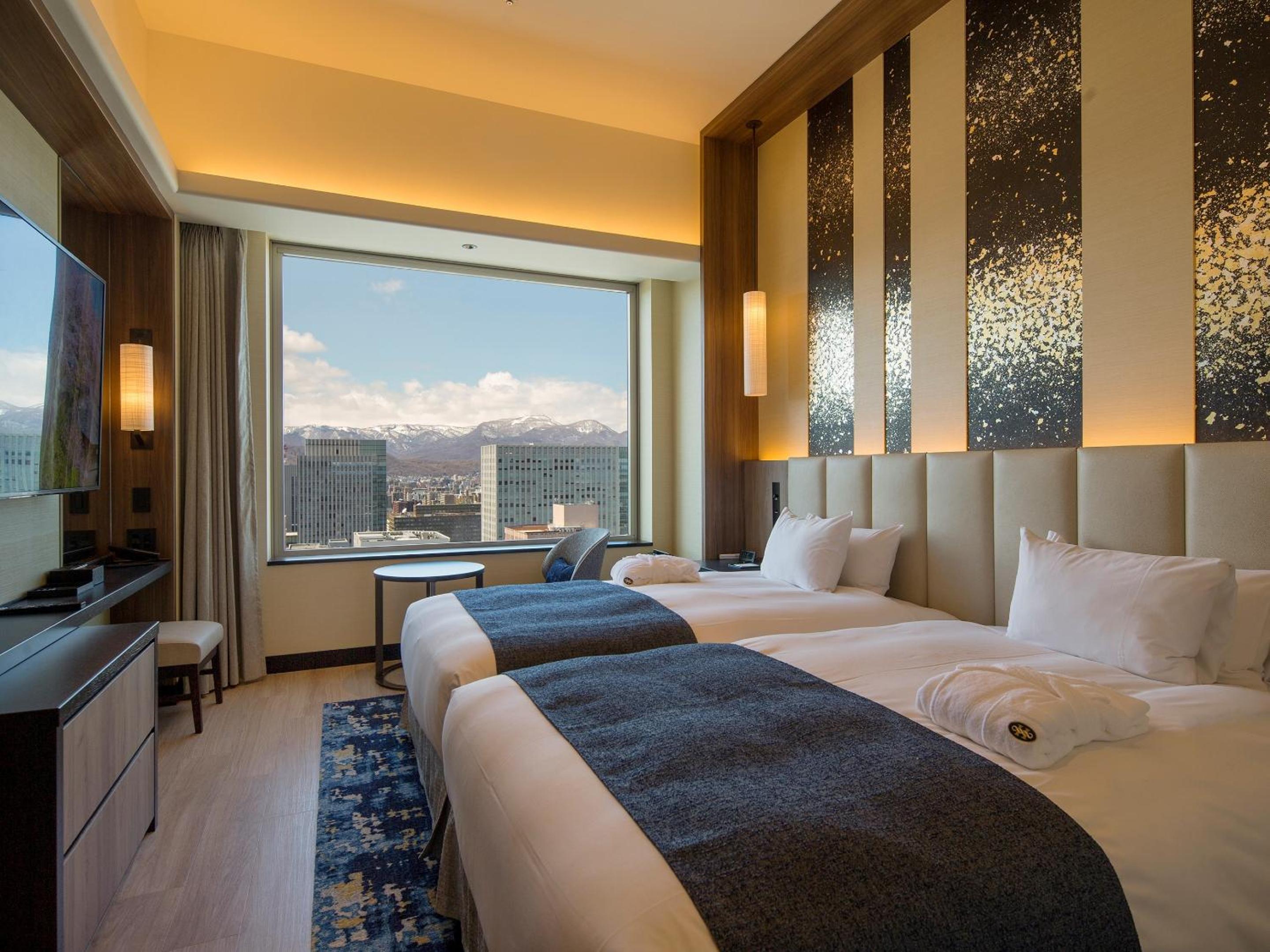 22F Premium Floor Suite Room
