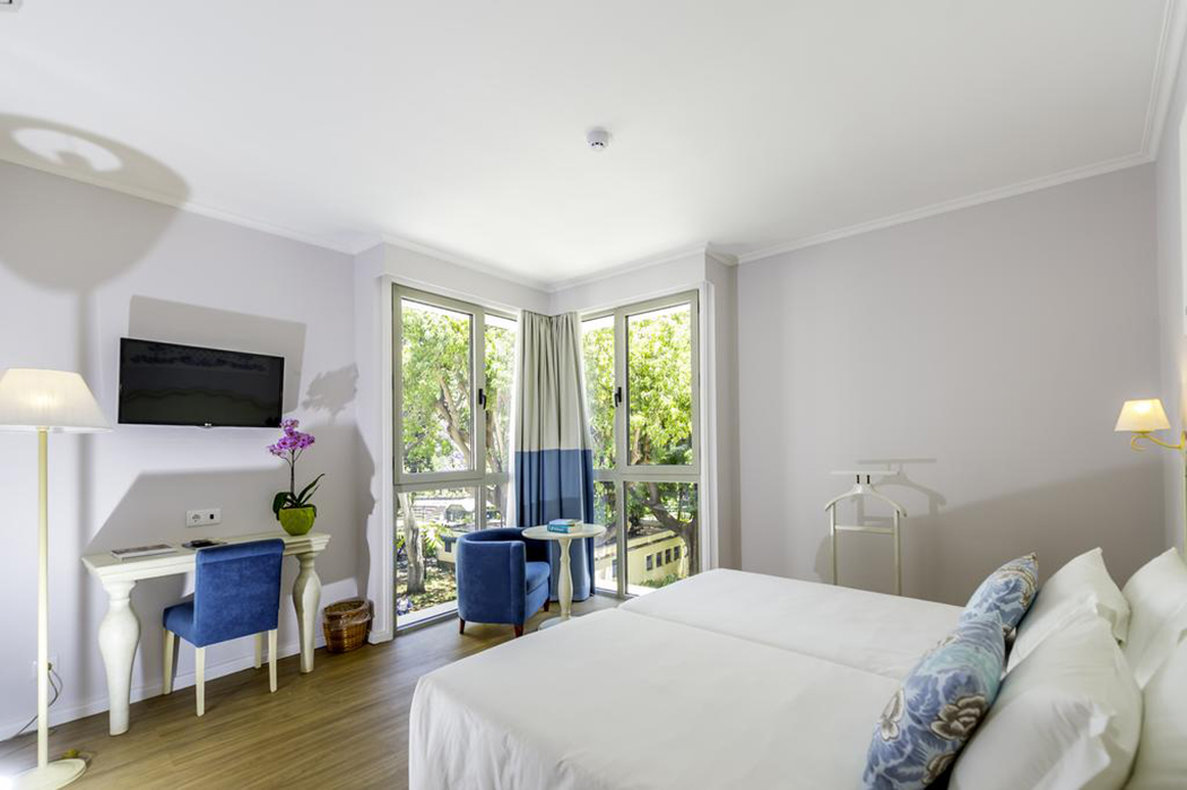 Hotel Madeira 7/50