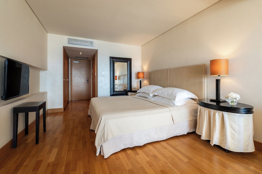 EXCLUSIVE, TRIPLE, SEA VIEW
