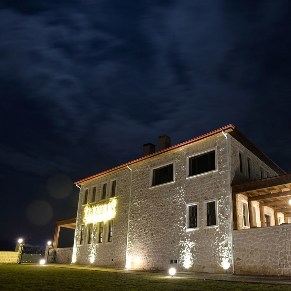 Elevres Stone House Hotel 8/67