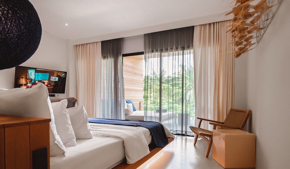 Sichon Cabana Beach Resort 34/80