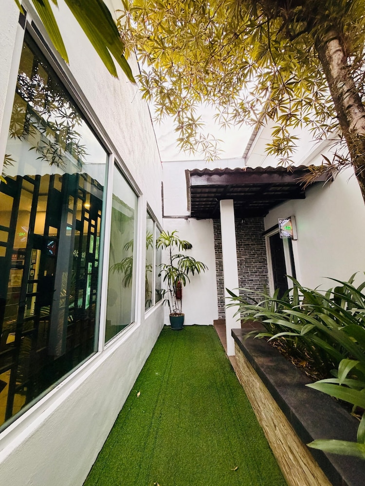 Villa Abadi Resort 51/55