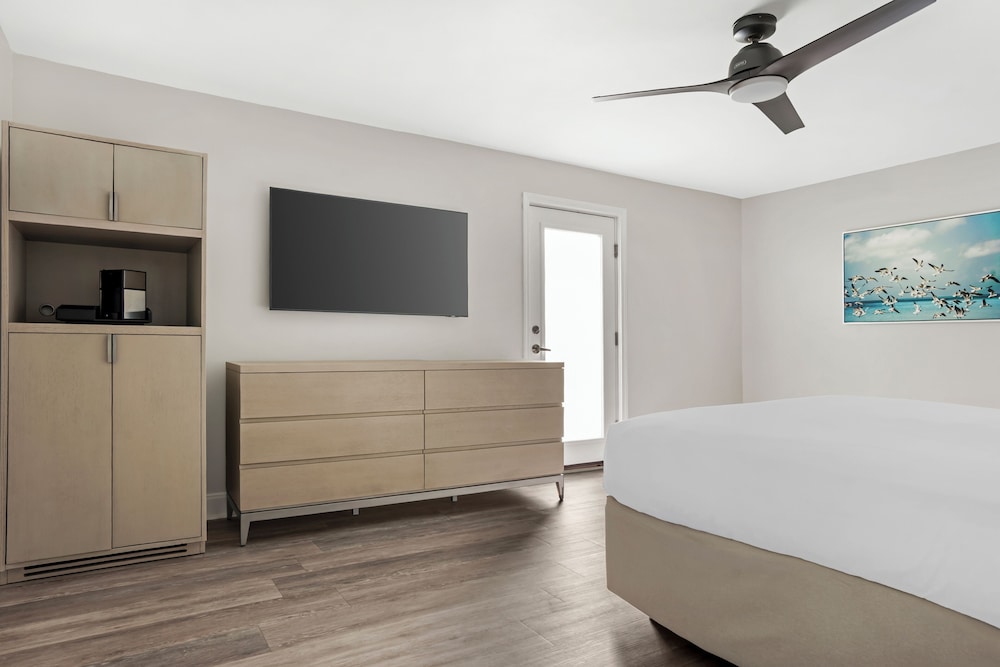 Studio, 2 Queen Beds, Golf Course View