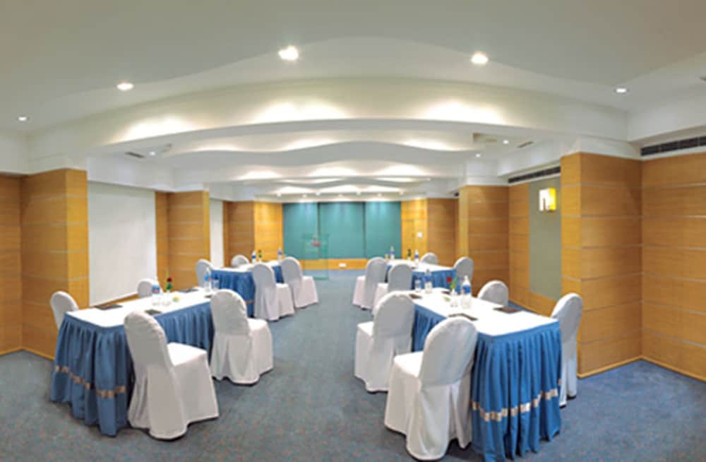 Royal Orchid Central Bangalore 64/75