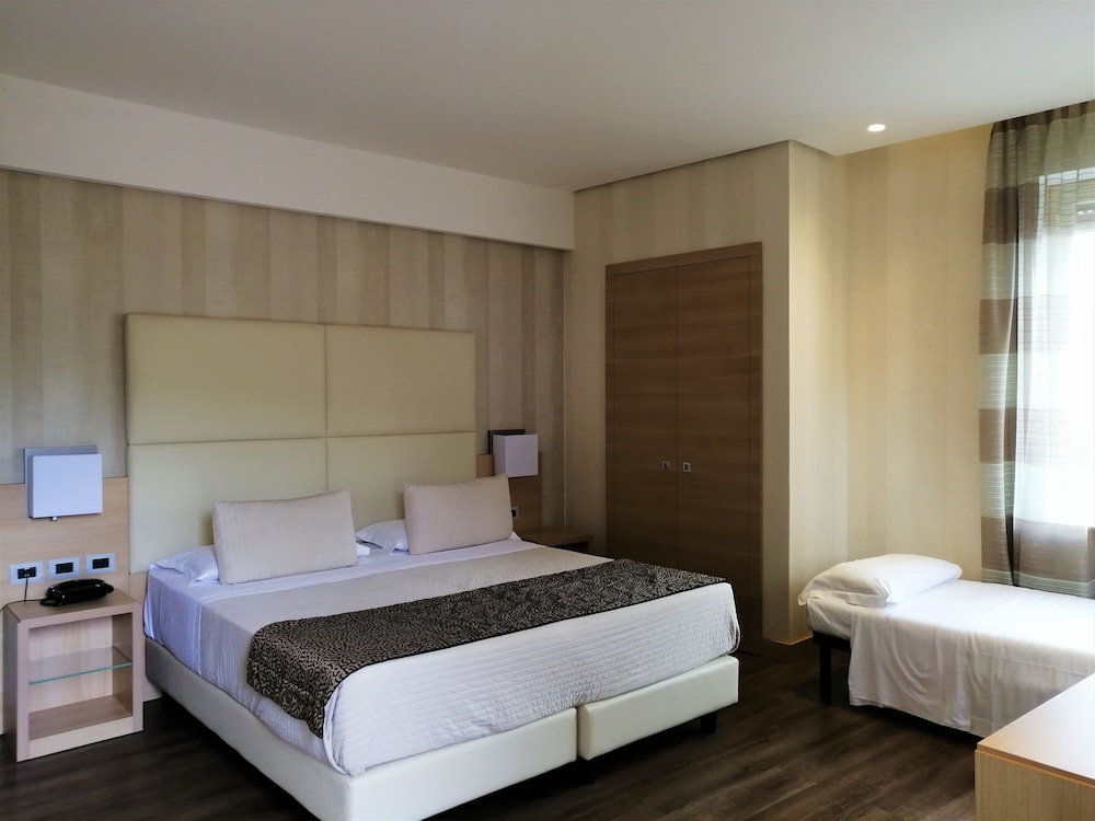 Hotel Continental 26/61