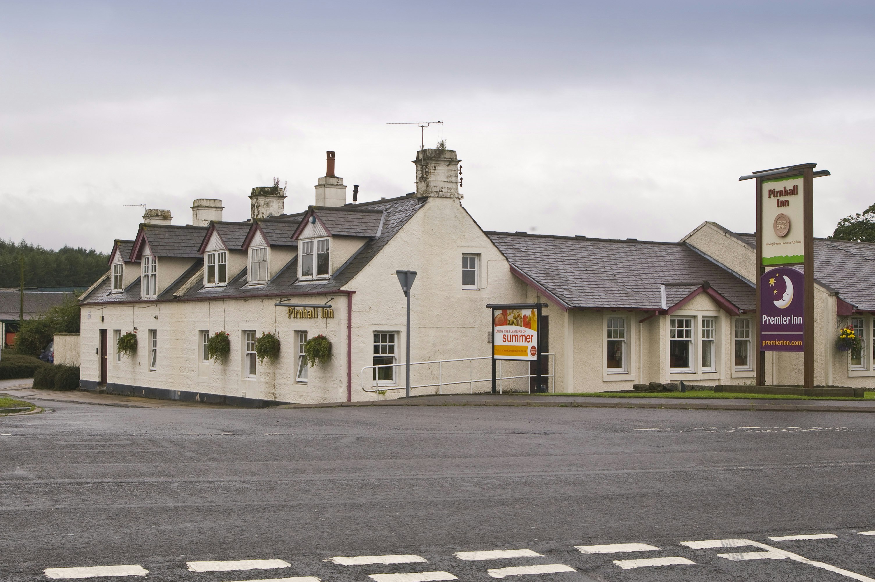 Premier Inn Stirling South (M9, J9) in STIRLING