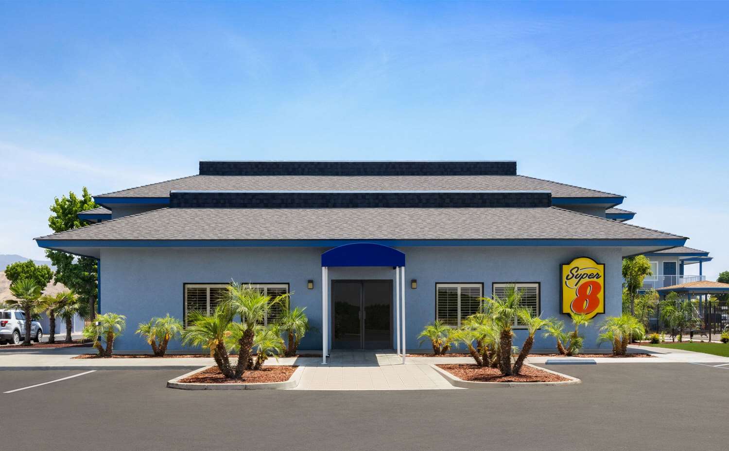 Super 8 By Wyndham Lindsay Olive Tree 4/61