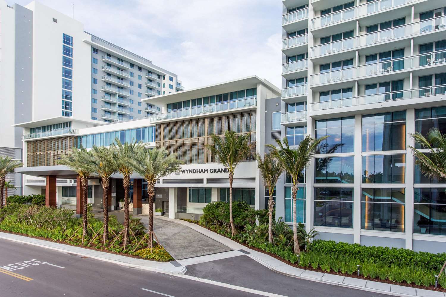 Wyndham Grand Clearwater Beach 49/53