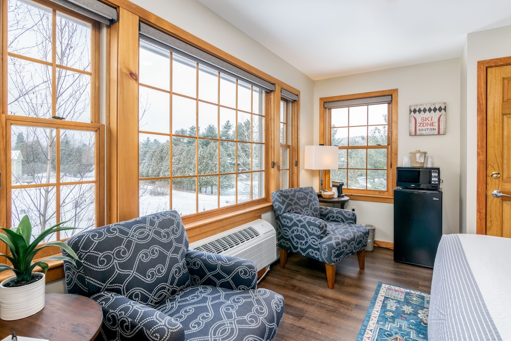 Grey Fox Inn Resort 50/66