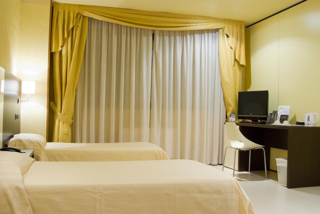 Standard, Single, Double Bed