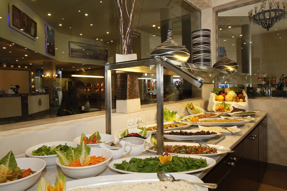 جولدن توليب حائل(Golden Tulip Hotel) 27/39