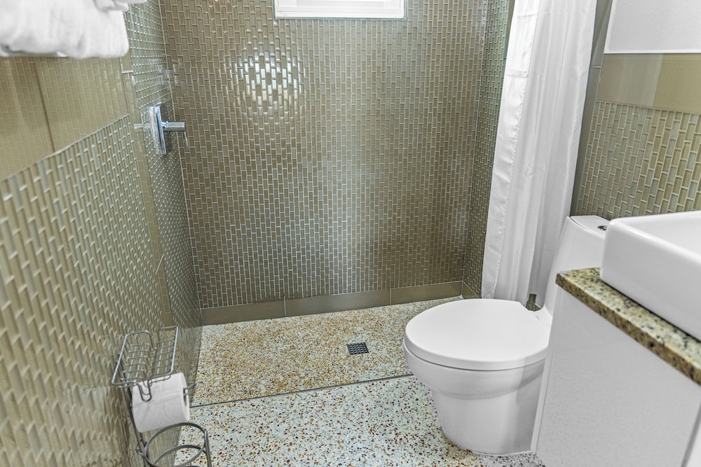 Captiva Beach Resort 50/50