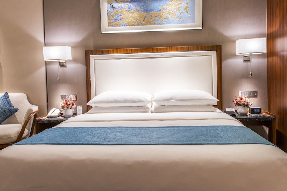 Fengyue Hotel 13/47