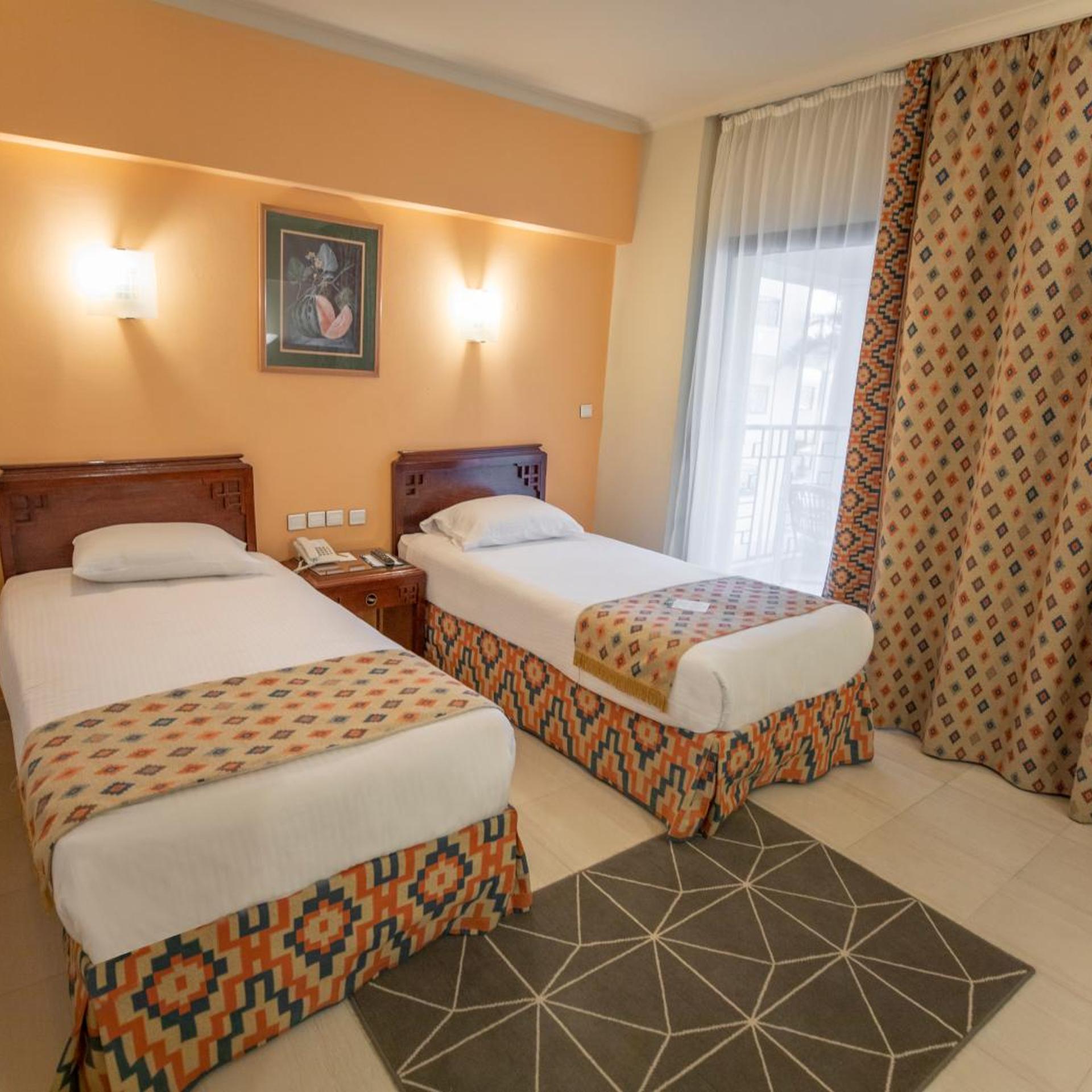 Standard, King Bed, Sea View