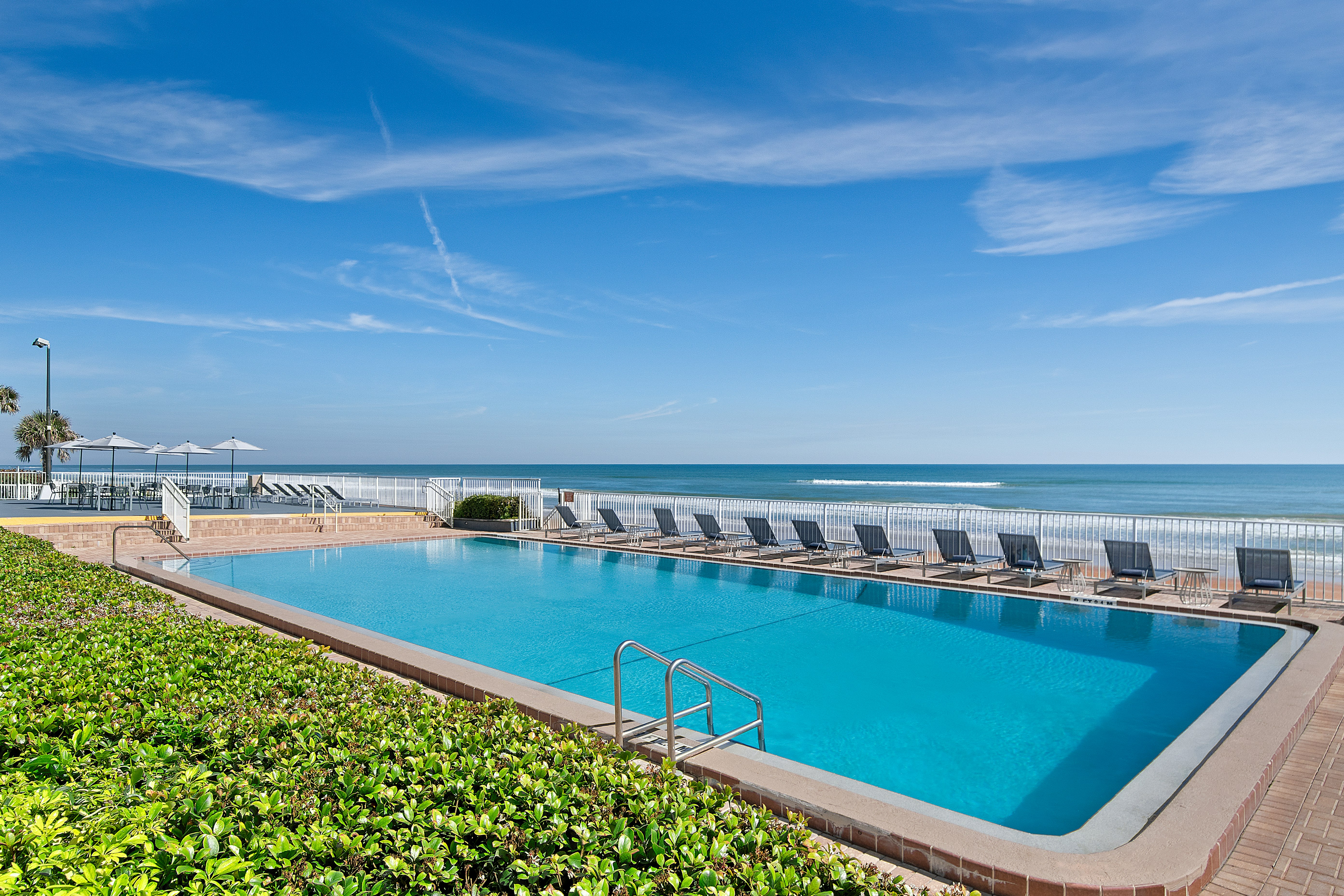 Spark by Hilton Ormond Beach Oceanfront 24/25
