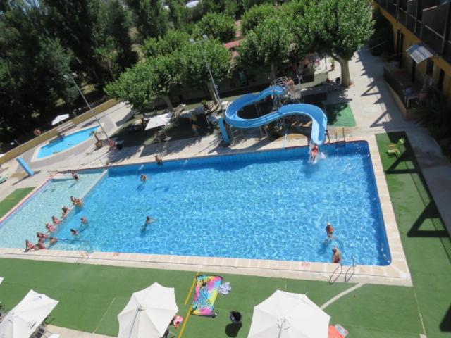 Hotel Río Piscina 37/75