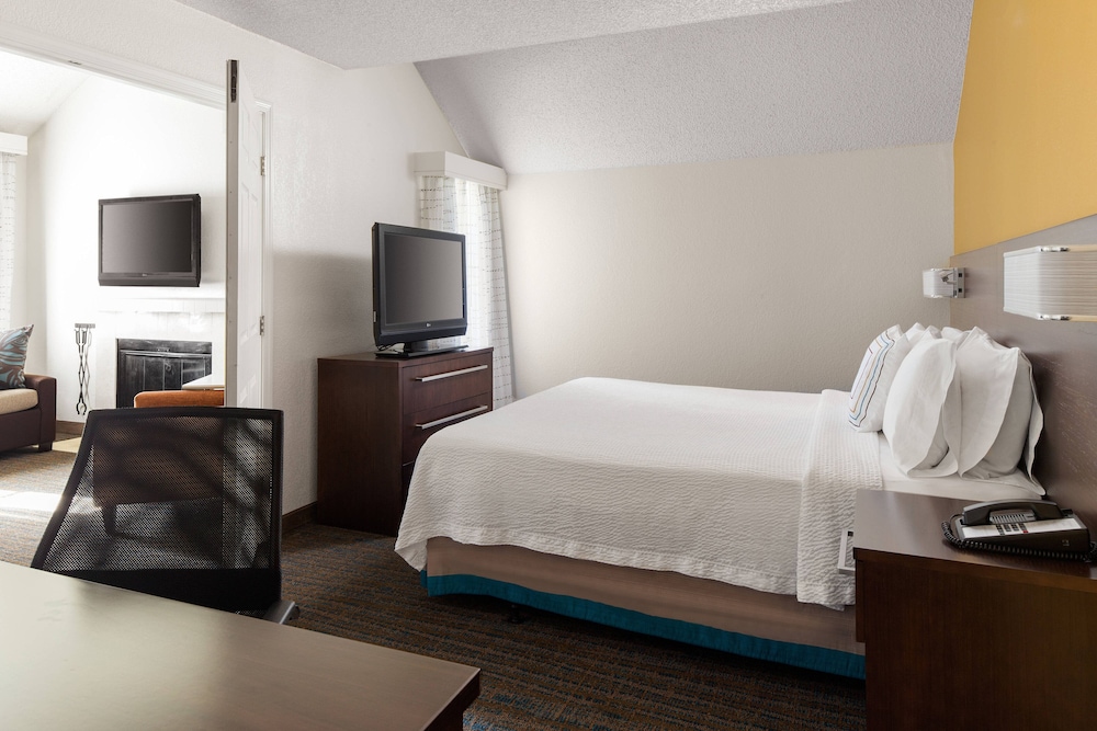 Residence Inn Anaheim Placentia Fullerton 11/50