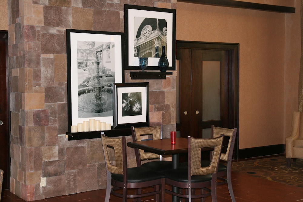 Hampton Inn & Suites Birmingham-Pelham (I-65) 43/48