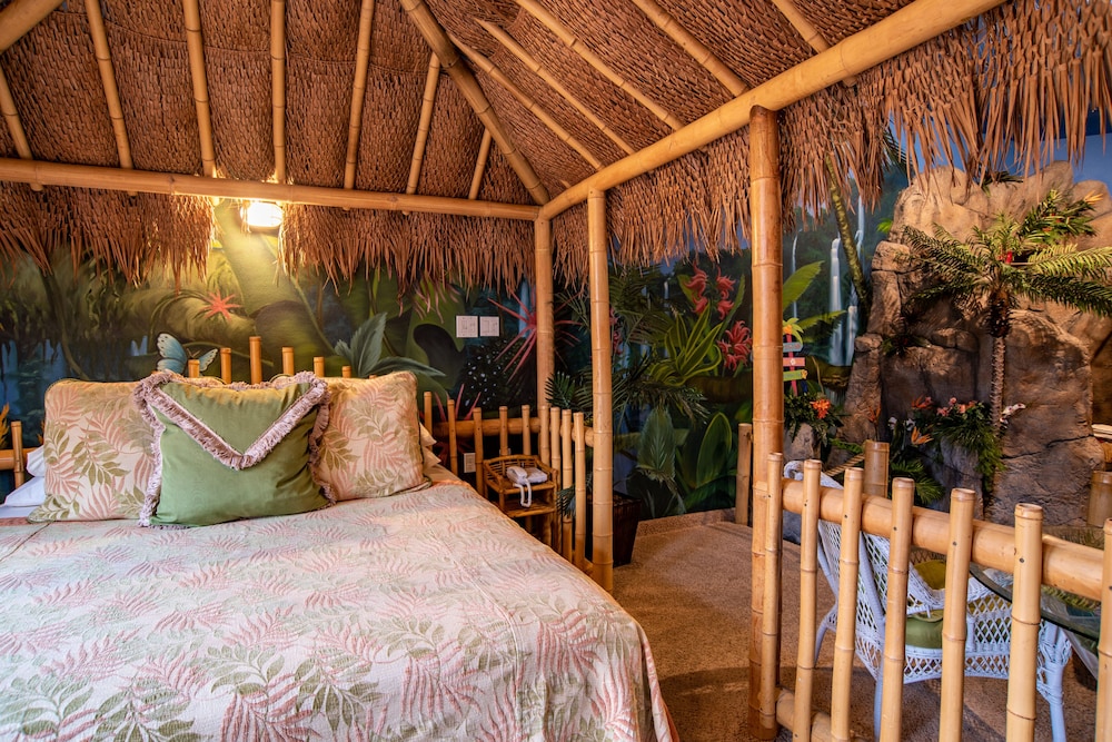 Paradise, King Bed