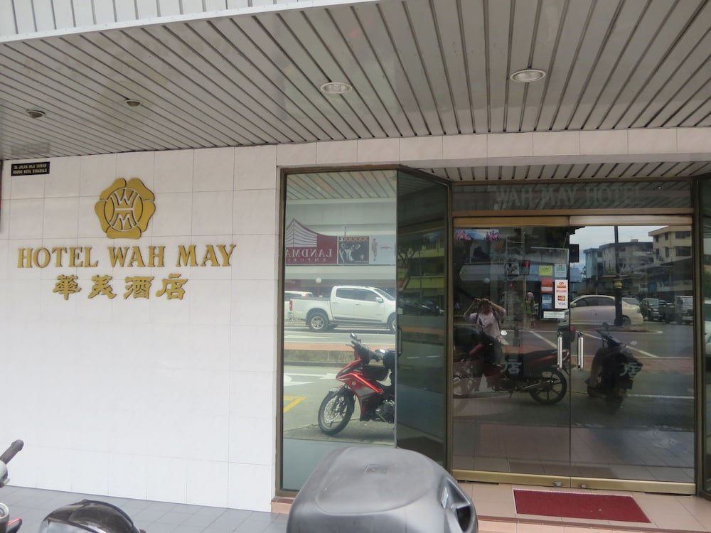 Wah May Hotel 18/27