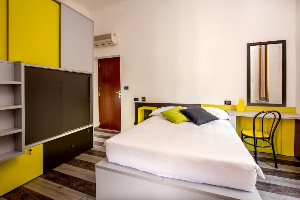 Free Hostels Roma 15/50