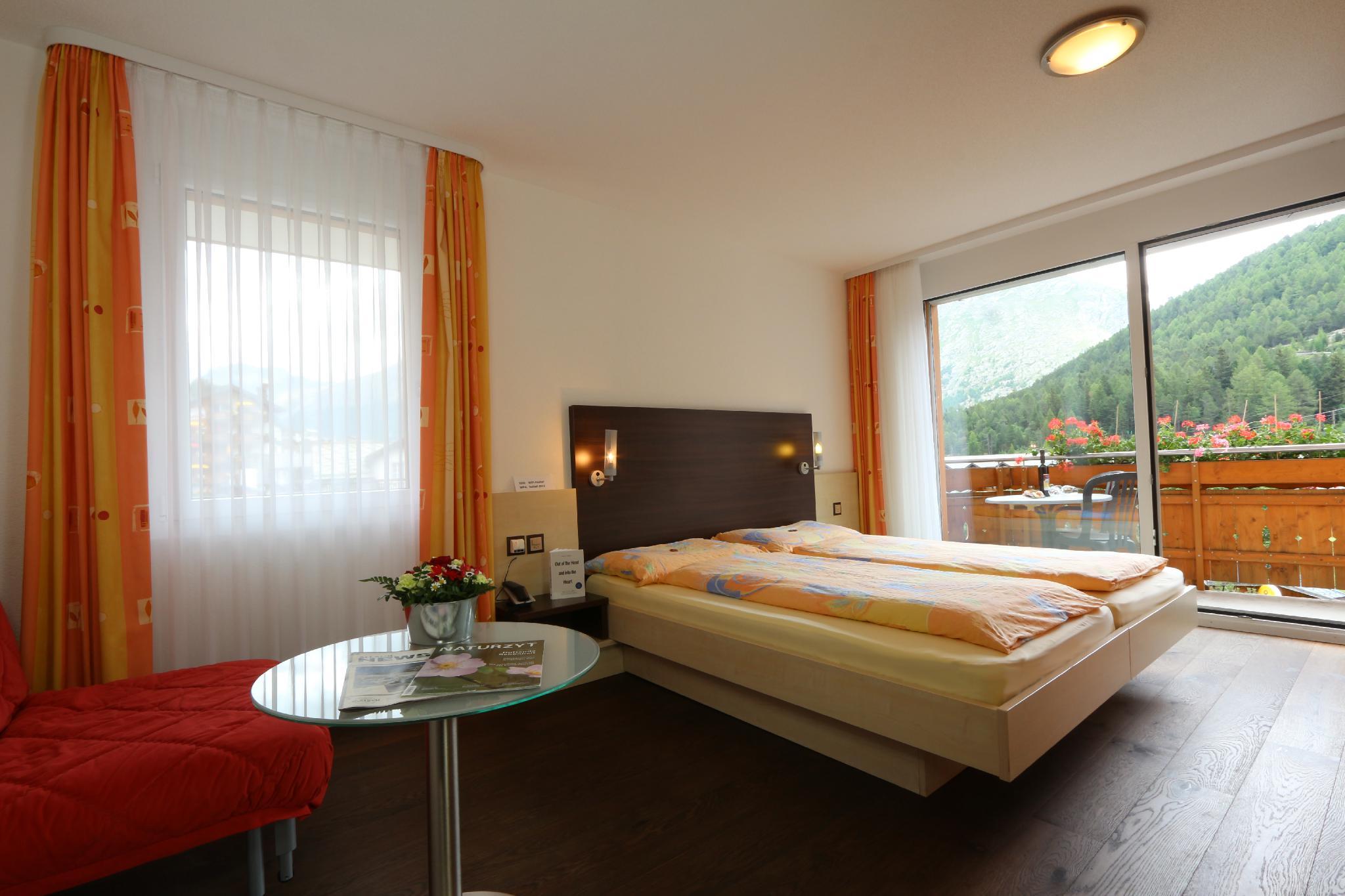 Room, Double Bed