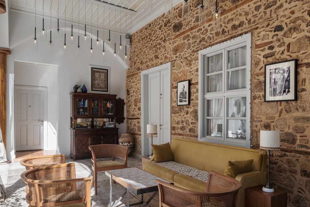 Delight Deluxe Boutique Hotel 47/79