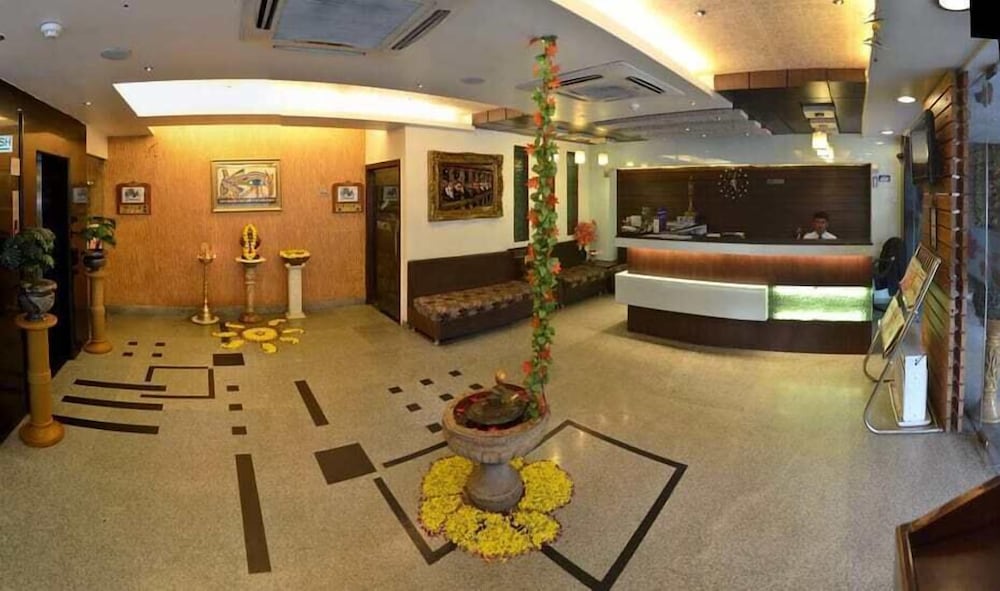 Hotel Shree Vatika 4/27