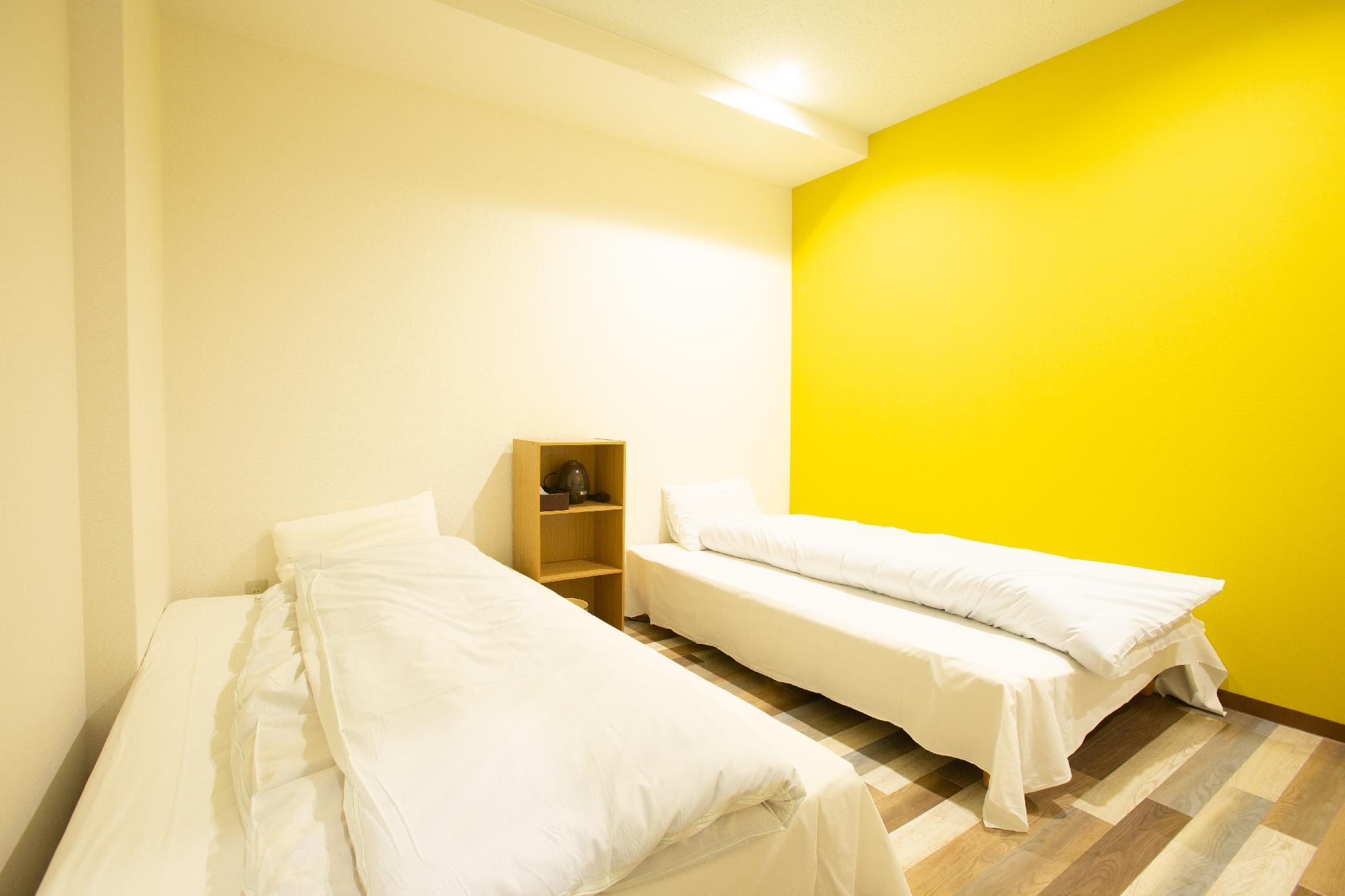Semi Room, 2 Semi Double Beds, Shared Bathroom