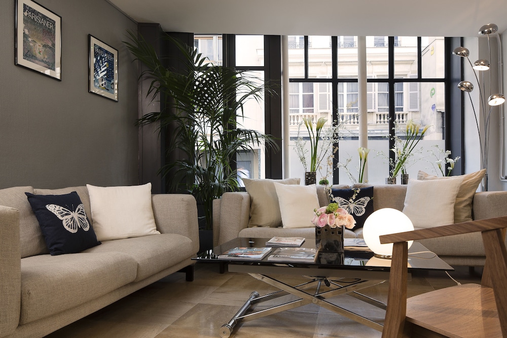 Le Petit Oberkampf Hotel and Spa 34/56