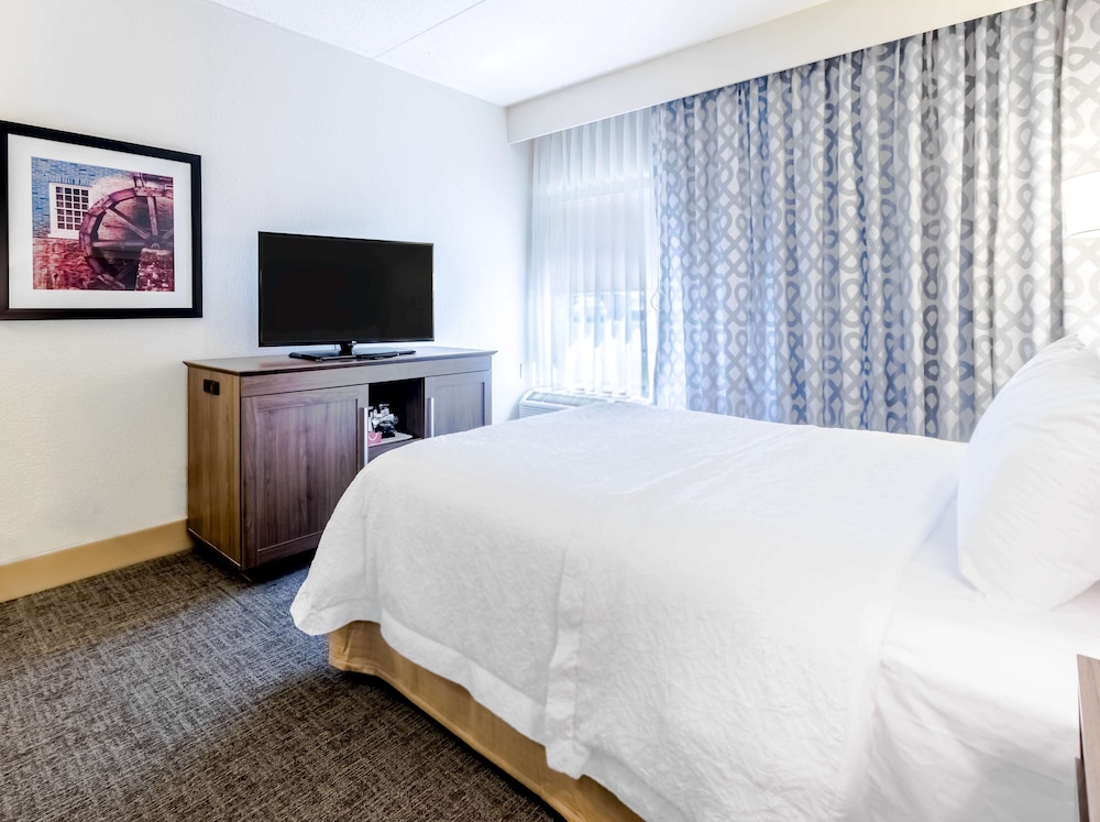 Hampton Inn St. Charles St. Peters 16/60