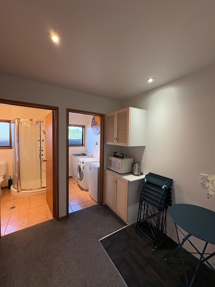 Pacific Harbour Villas(FORMERLY Pacific Harbour Lodge) 56/66