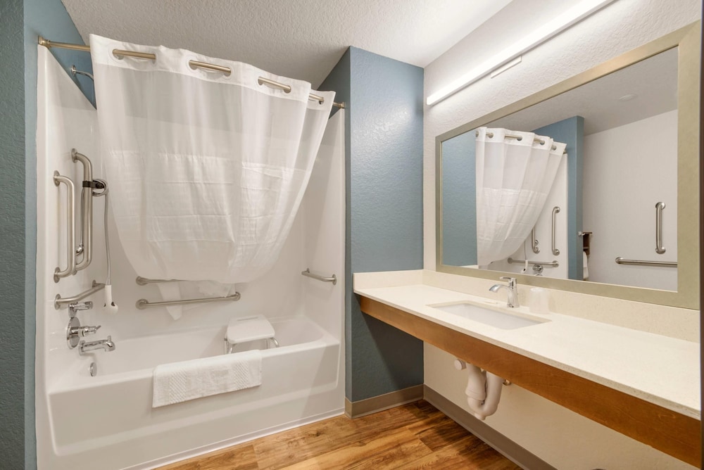 WoodSpring Suites Orlando I-4 & Convention Center 19/19