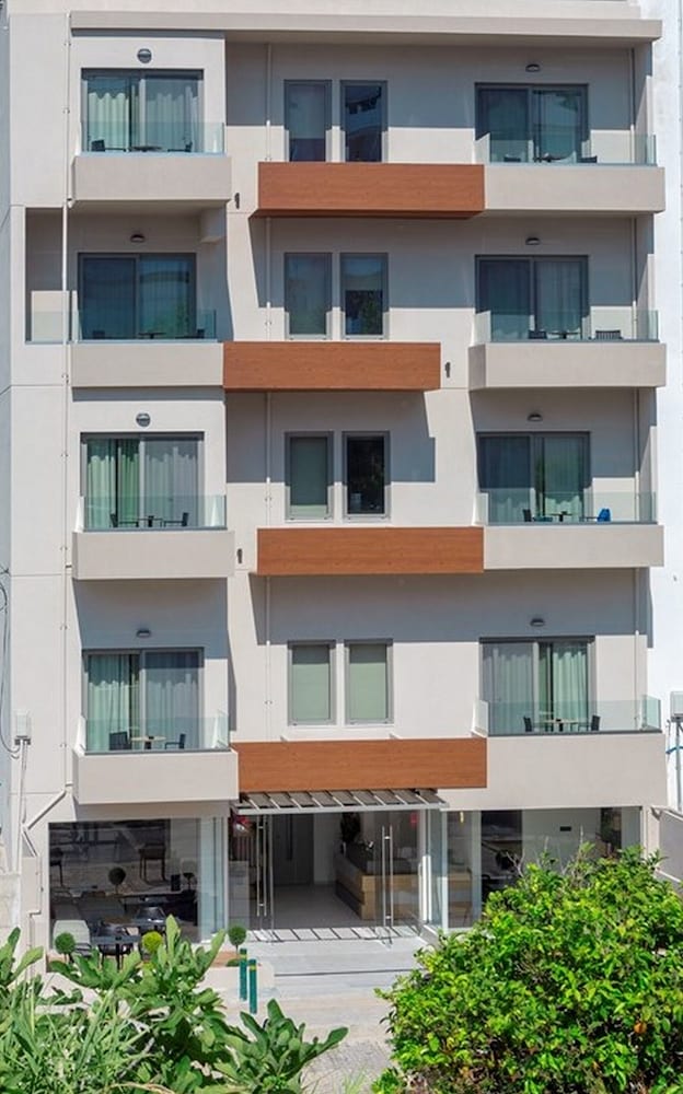 The City Hotel and Suites - Adults Only 2/61