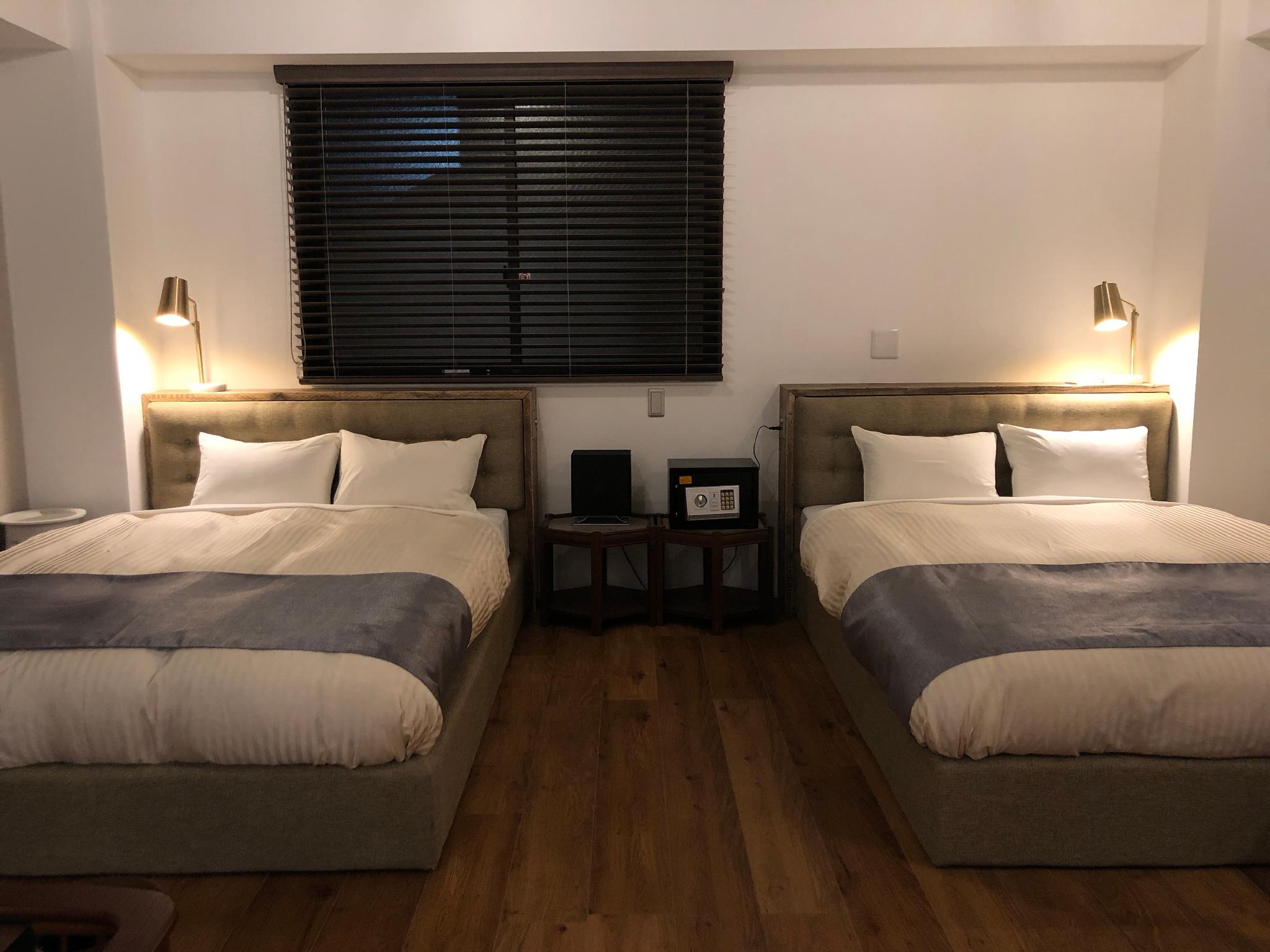 Deluxe, Twin Beds, Accessible