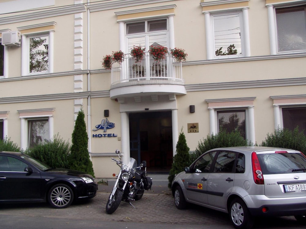Tisza Alfa Hotel 38/48