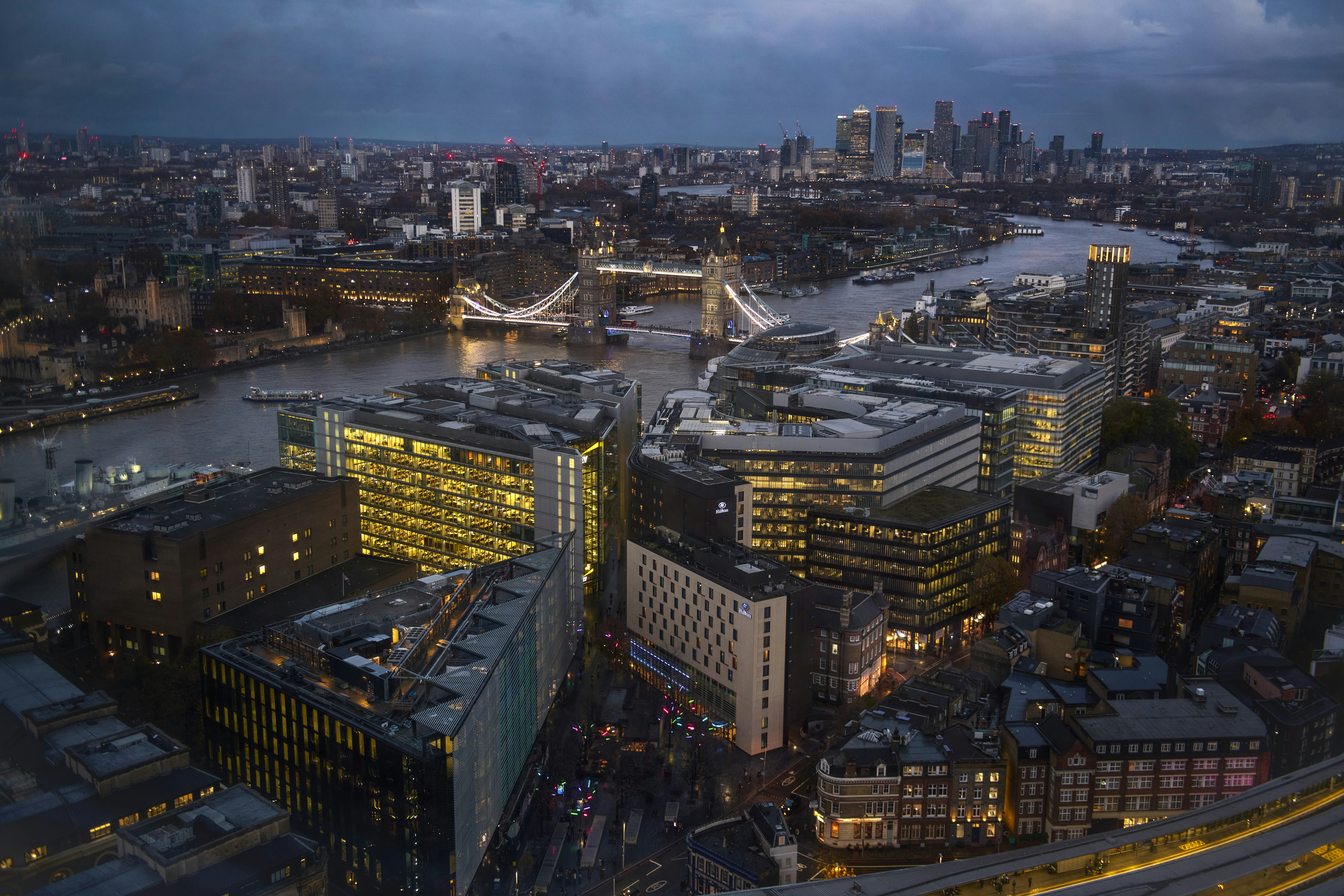 Hilton London Tower Bridge 2/83