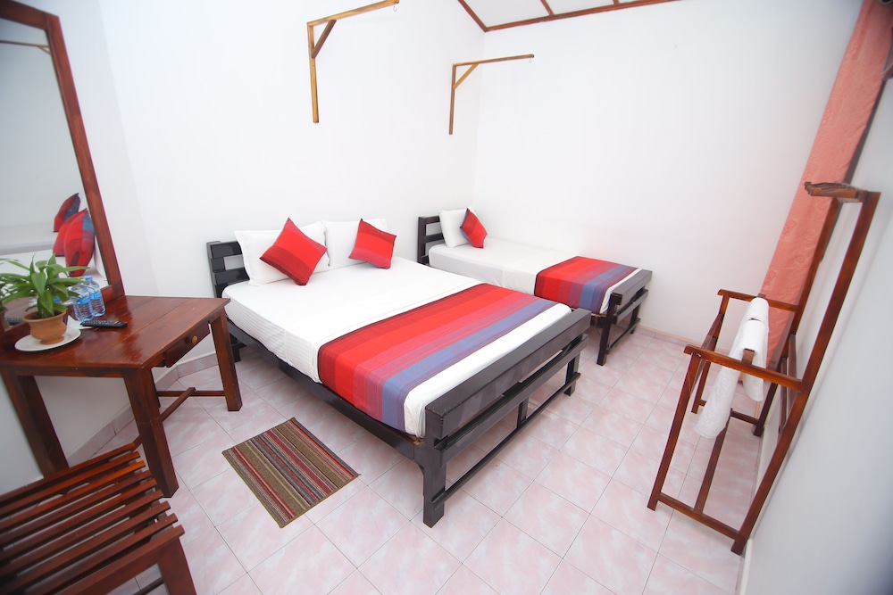 Thilaka City Hotel 10/44