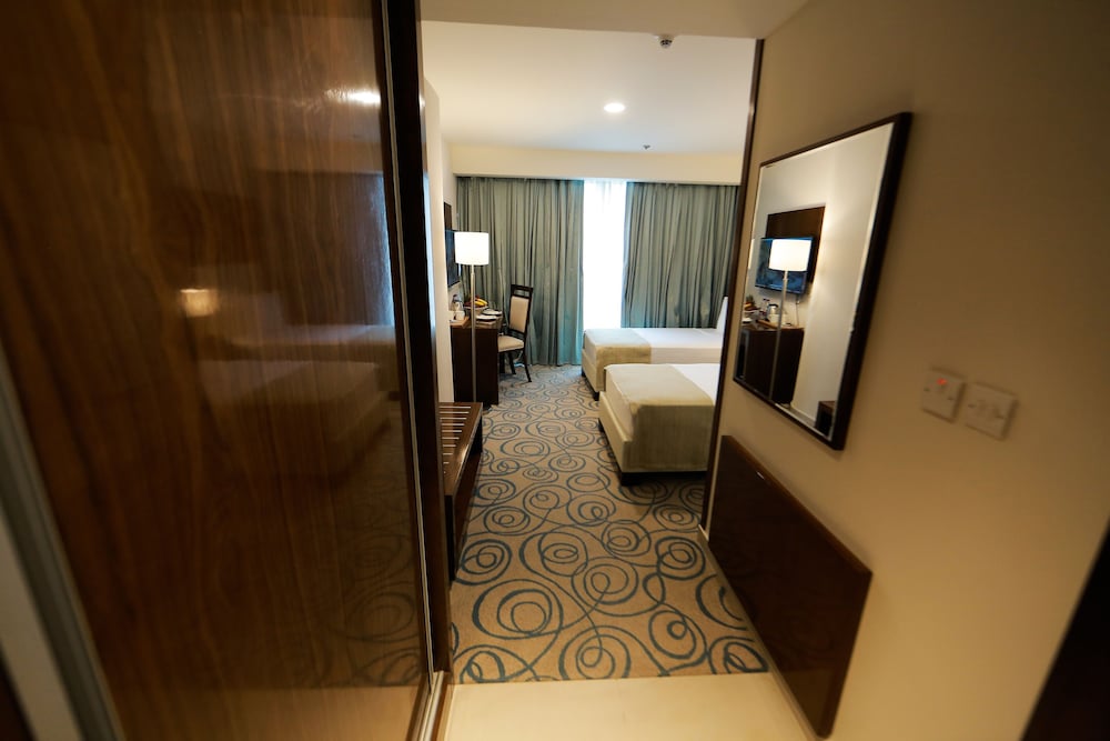 Coral Tower Hotel By Hansa 44/69