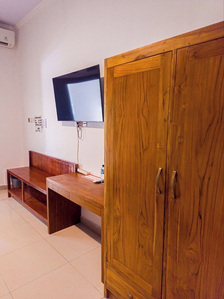 Lobby at Ketapang Guest House Canggu by ZUZU, BALI