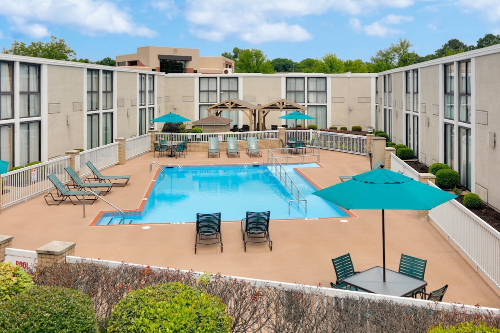 Wyndham Riverfront Little Rock 3/60