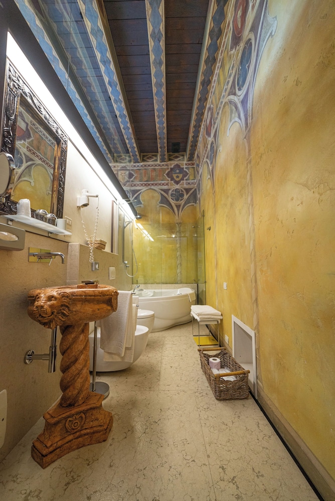 Relais Castello Bevilacqua 17/50