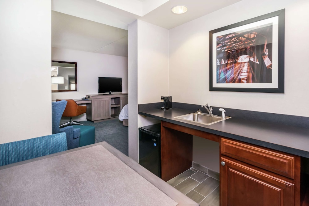 Hampton Inn Clifton Park 12/56